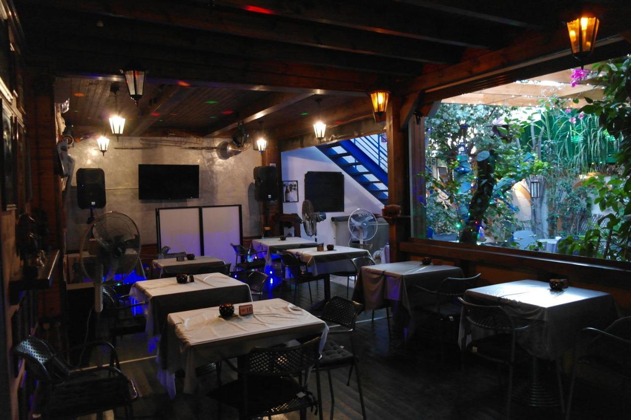 Harrys Inn Guesthouse Larnaca Exterior foto